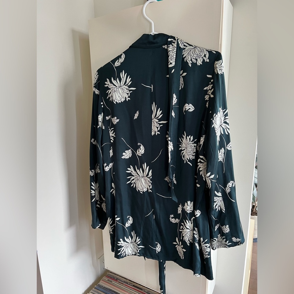 Capulet Navy Silk Leaf Pattern Jacket - Picture 2 of 9